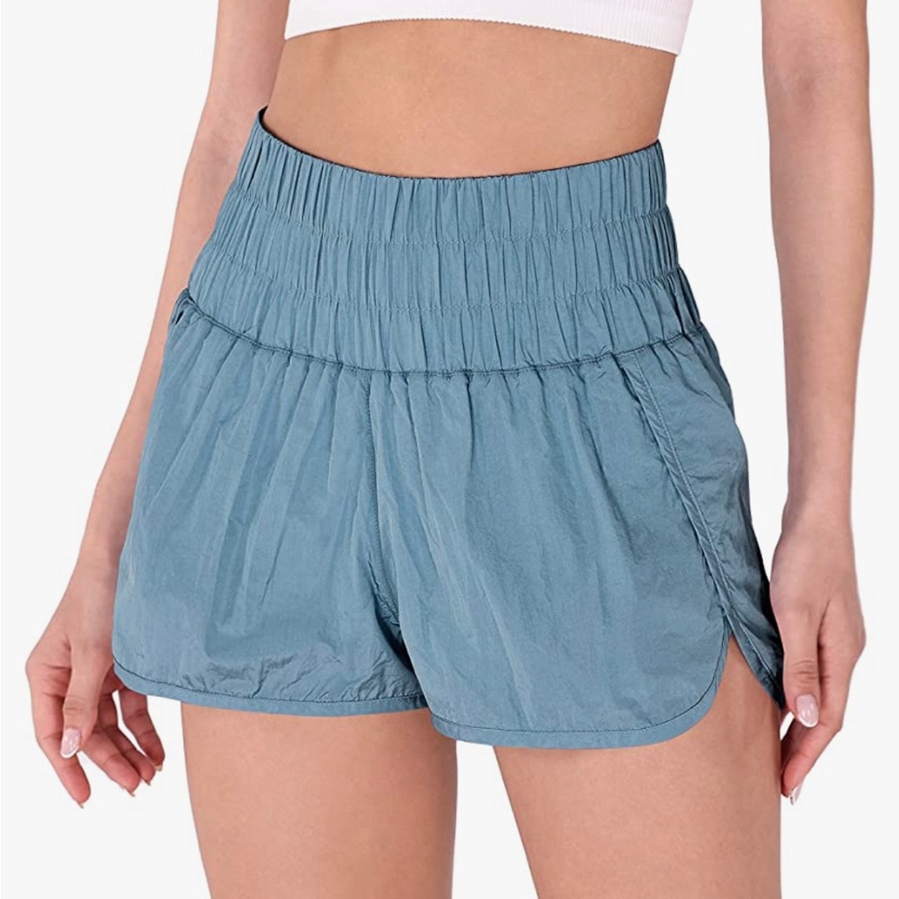 💙NWT Athletic Shorts for Women Elastic High Waisted Size M.